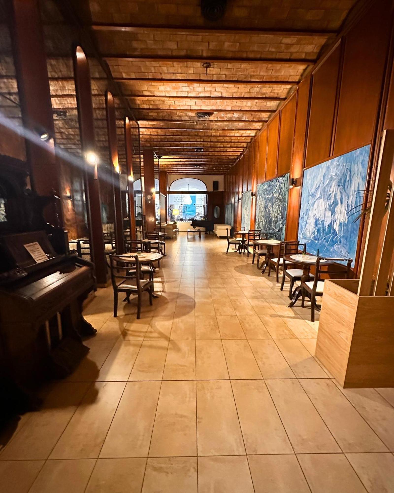 Hotel Sussex Кордова Экстерьер фото